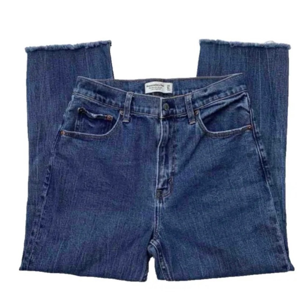 ABERCROMBIE & FITCH The ‘90s Slim Straight Ultra High Rise Denim Jeans